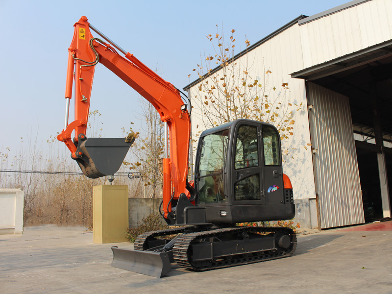 R360小型履帶式挖掘機